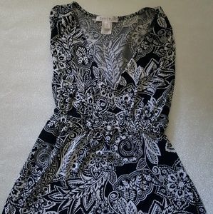 White house black market top size XL